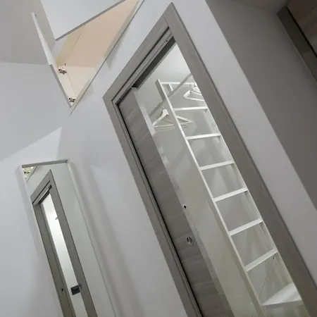 Pasqualina's House 招待所 *